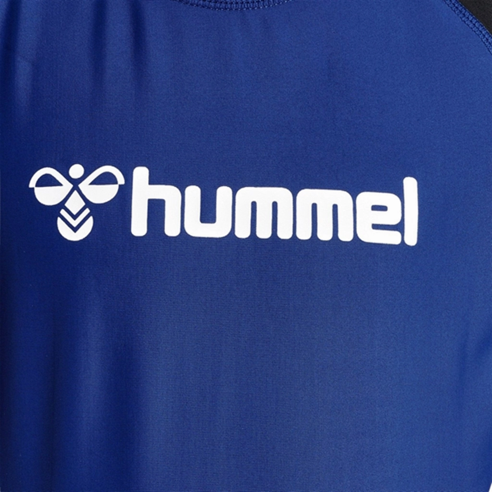 Matte Look Hummel Navy Peony Fiji Swim Tee
