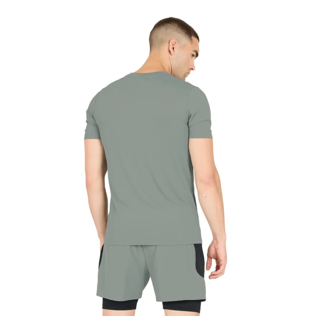 HighDensity Stitching Contoured Seam Placement Virtus Roger T-Shirt Men