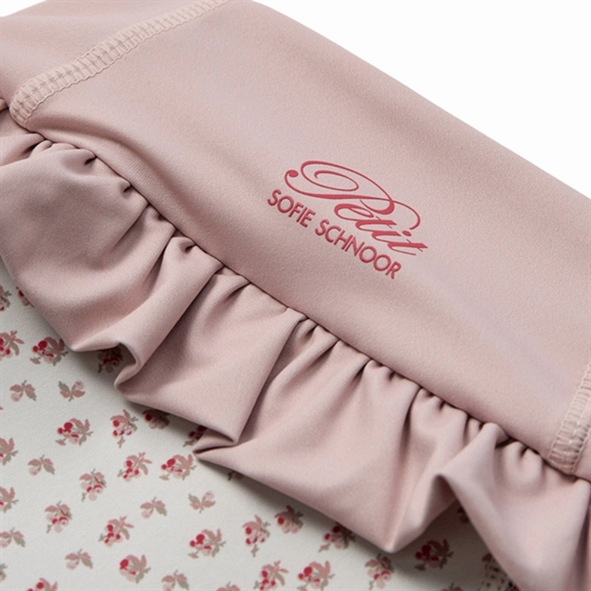 Sustainable Dye Process Sofie Schnoor Berry Red Swim Trunks