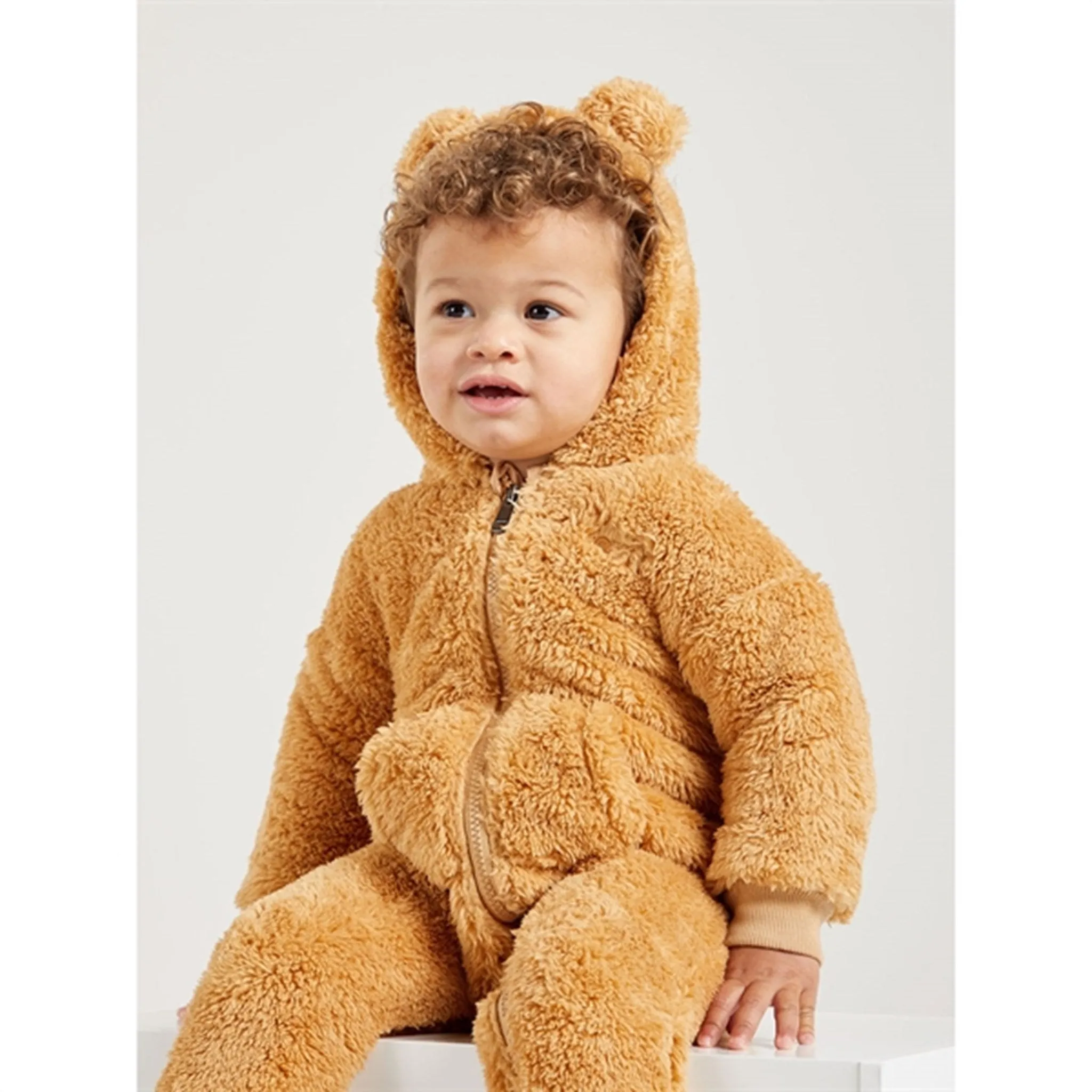 Levi's Sherpa Stroller Suit Iced Coffee Fringe-Detail Vintage-Inspired