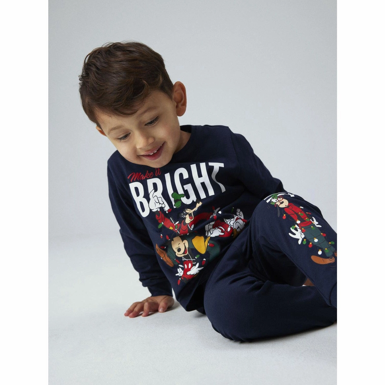 Peaceful Day Name It Dark Sapphire Silva Mickey Mouse Nightset