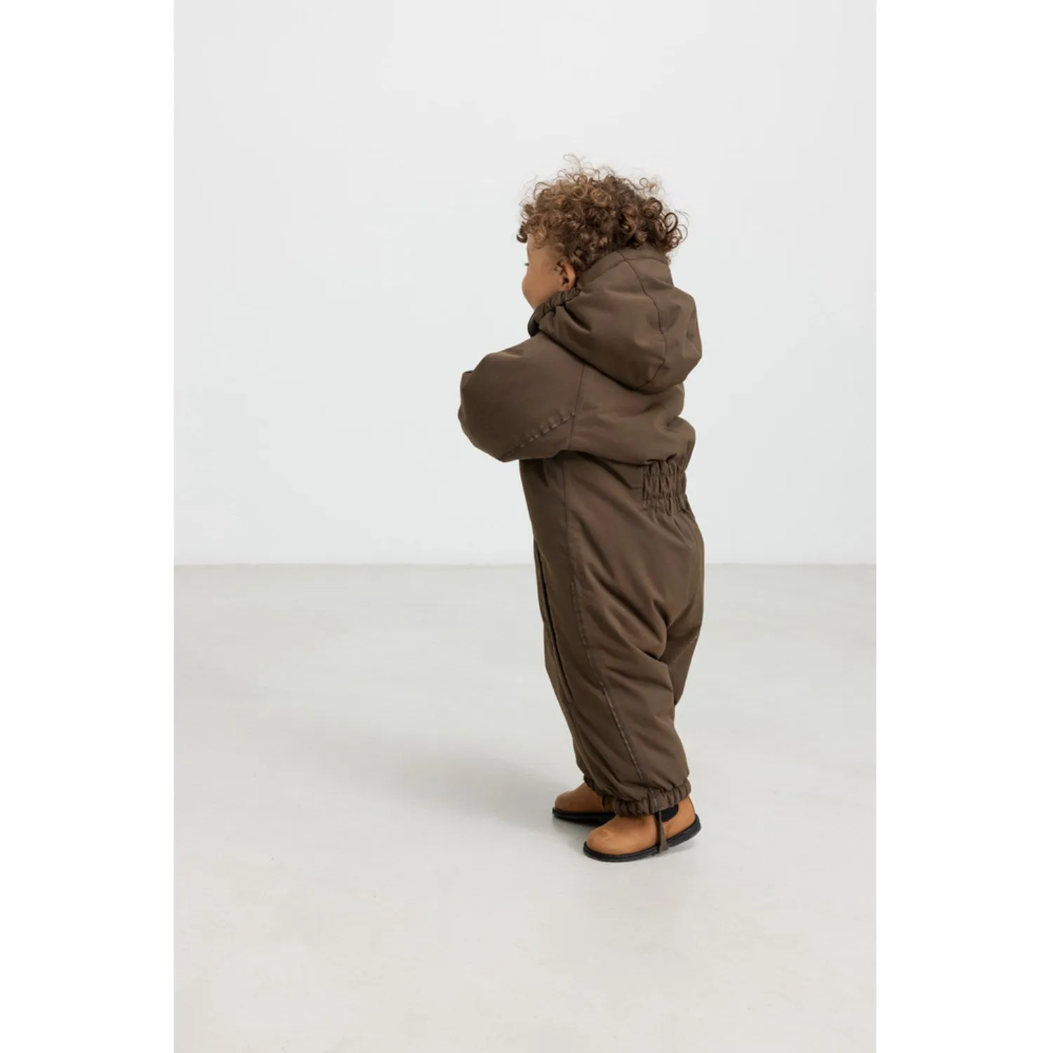 Scalloped-Edge MarMar Tech. Outerwear Solid Deep Choco Oriel Suit