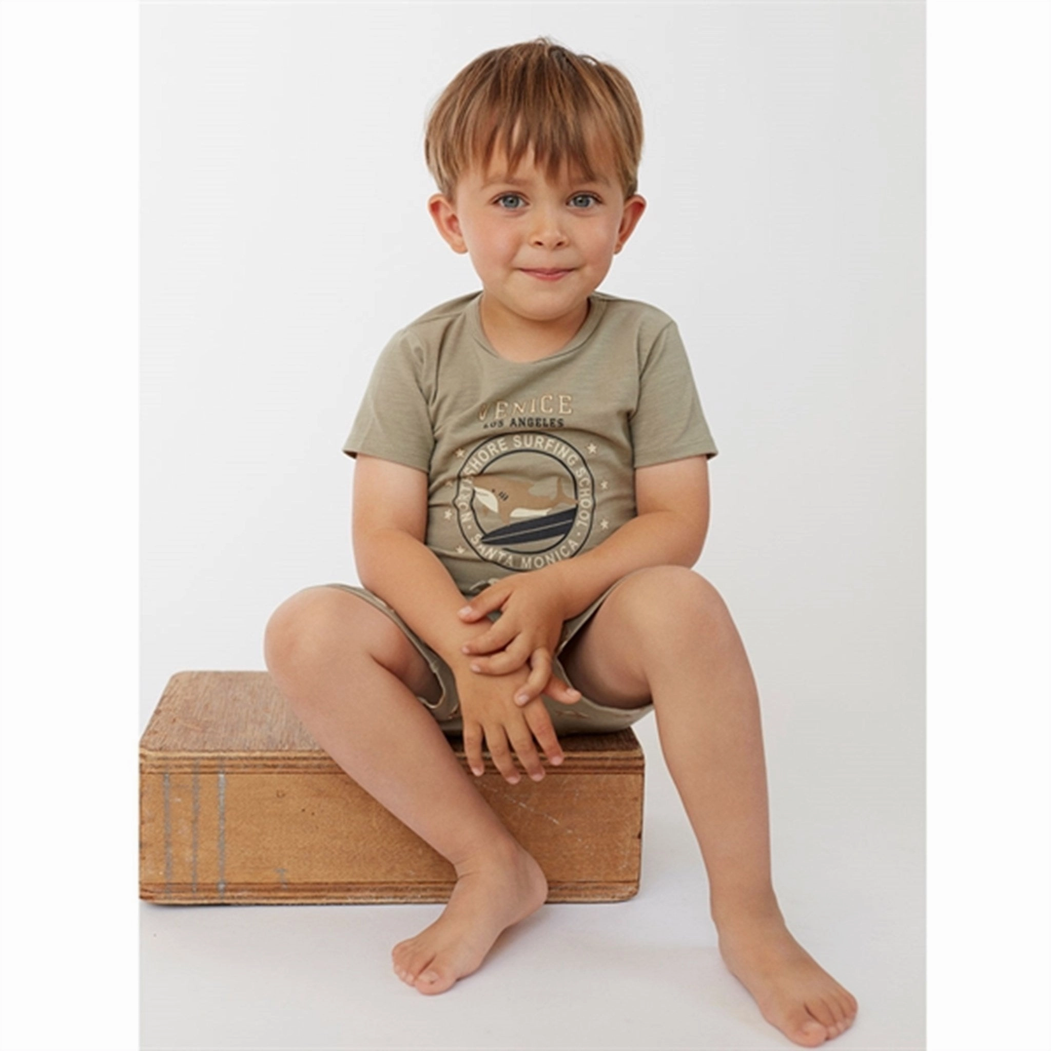 Sofie Schnoor Dusty Green Shorts Airy Touch dance clothing