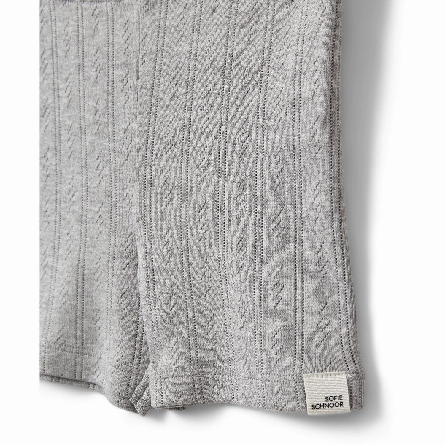 Timeless Look Sofie Schnoor Grey Mel Nevask Shorts