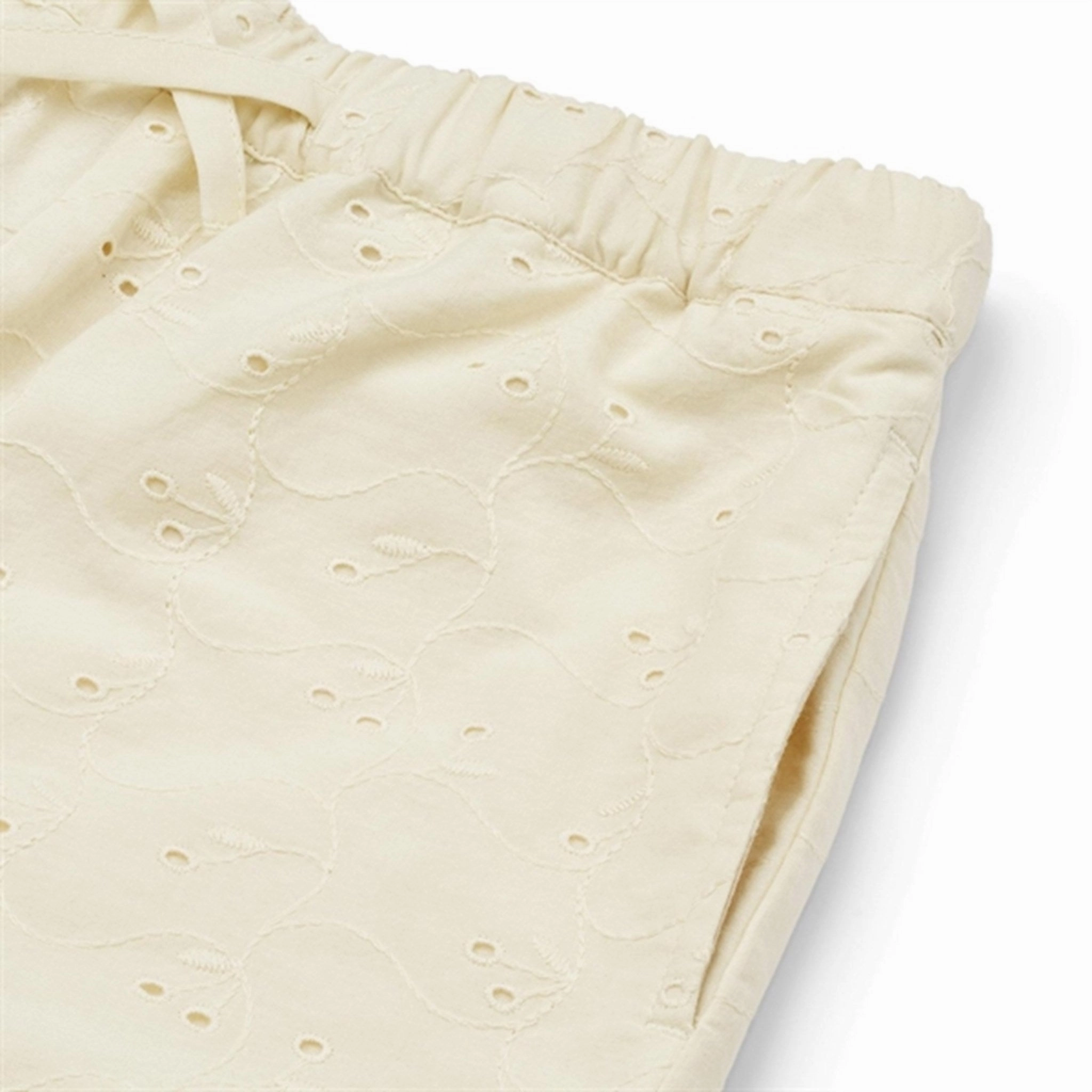 Liewood Cloud Cream Alfhild Anglaise Shorts TaglessLabeling Moisture Wicking Finish