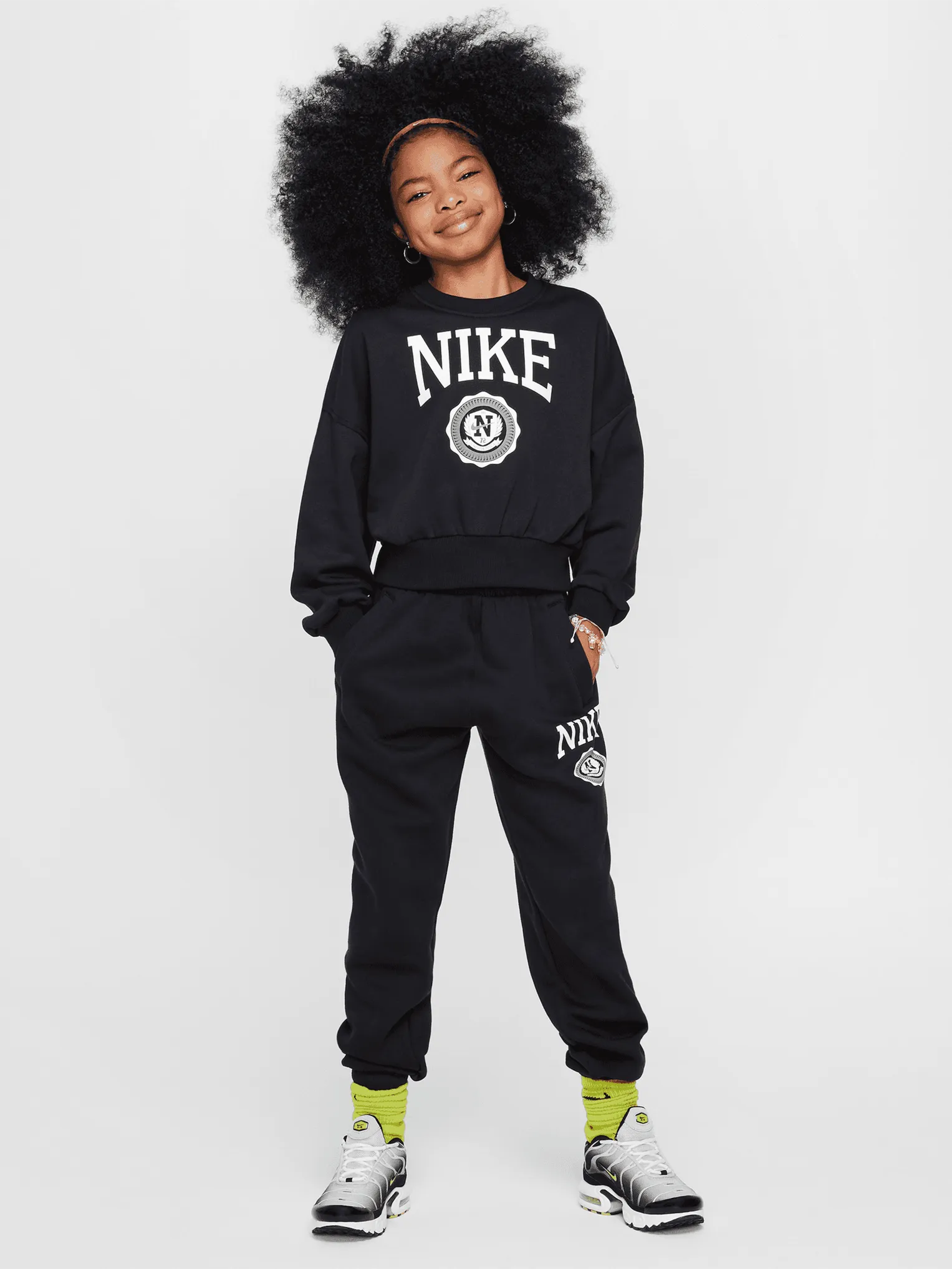 NonRestrictive Silhouette Wrinkle-Free Sportswear Club French Terry Crew-Neck Sweatshirt Youth