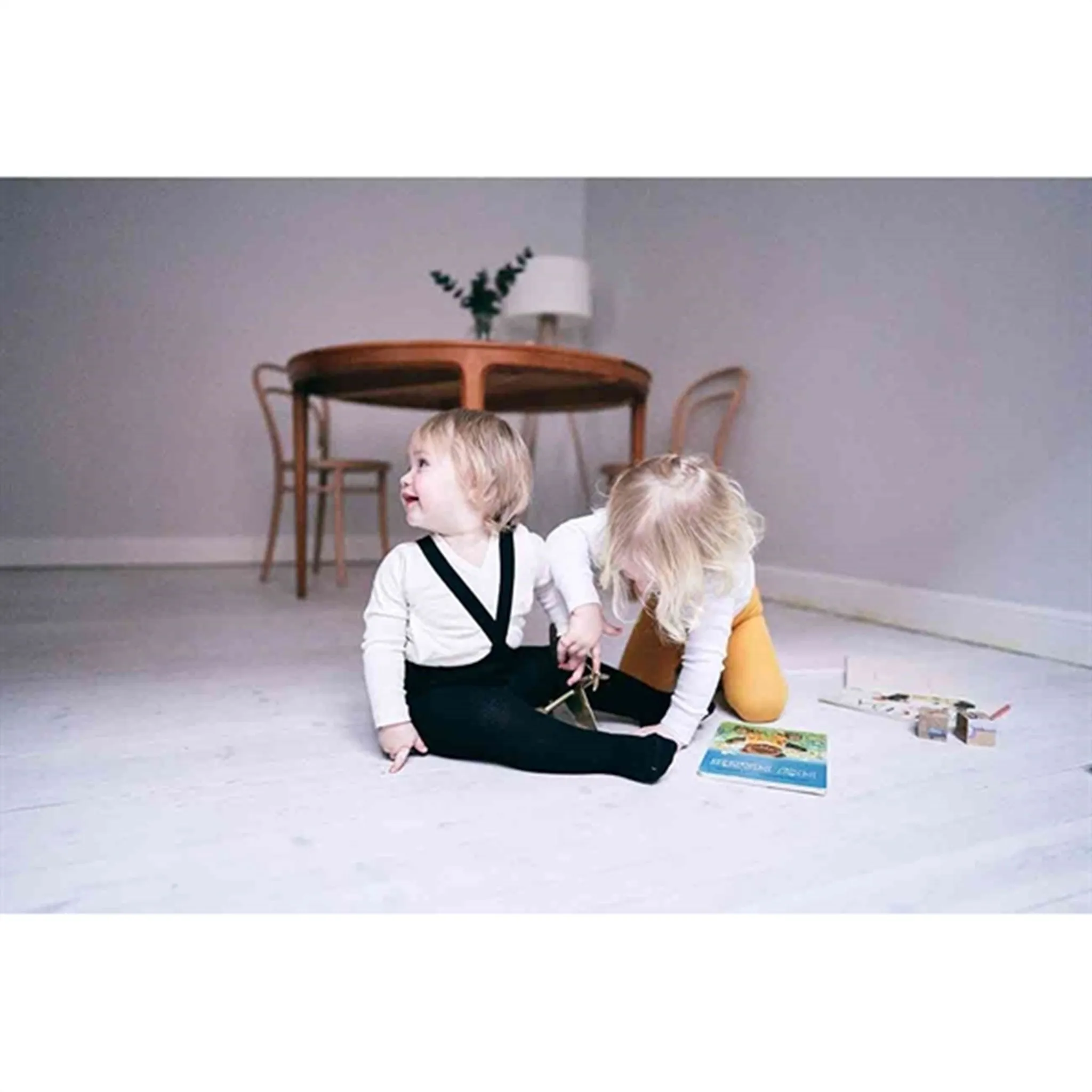 Capri-style Everyday Use Silly Silas Footed Tights Black