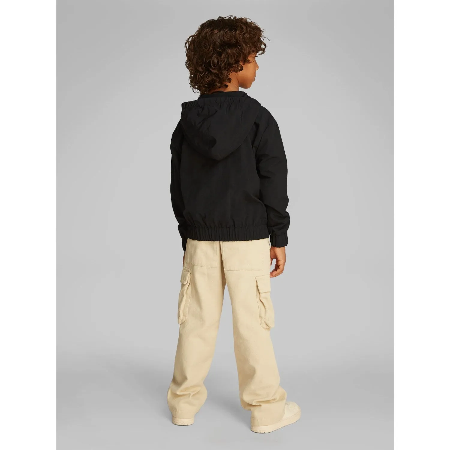 Calvin Klein Ck Black Essential Monologo Windbreaker Jacket Shock Absorbent Padding