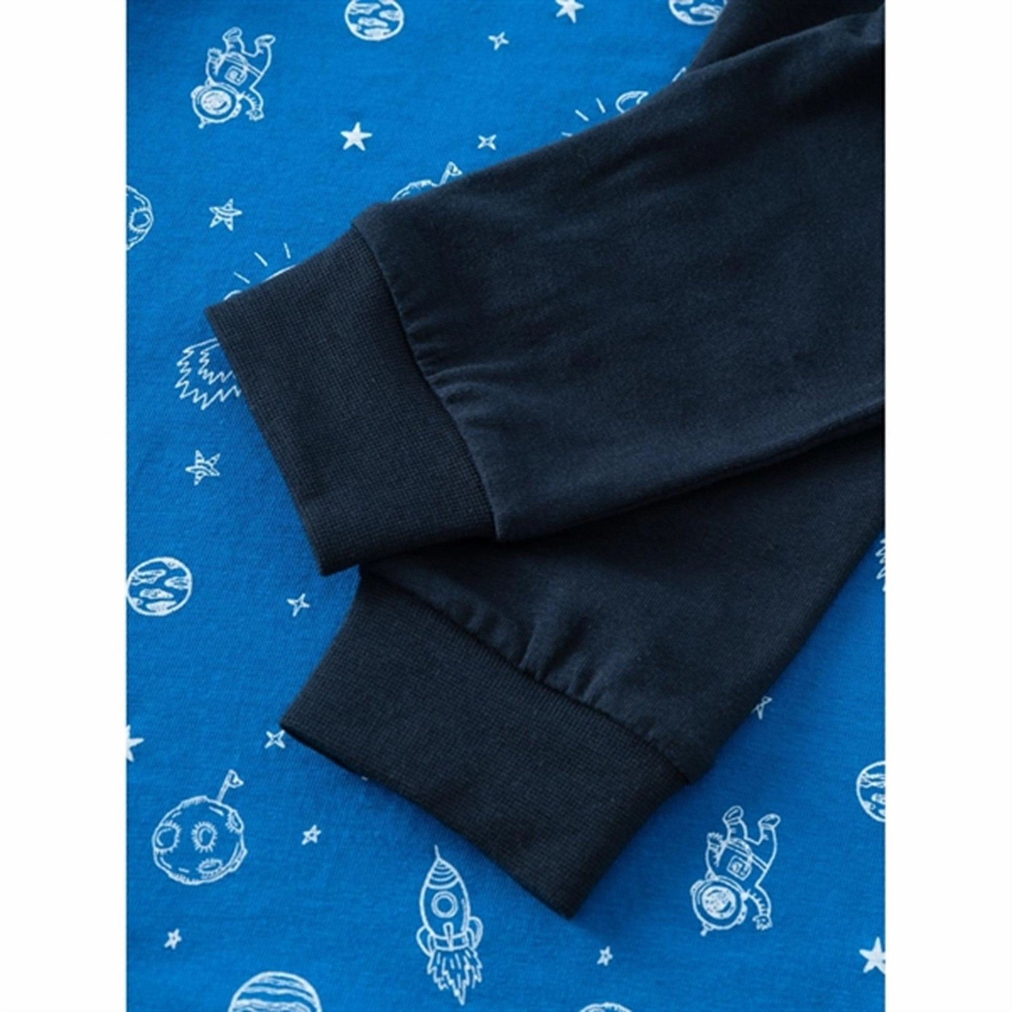 Home Comfort Restful Chill Gear Name it Skydiver Space Nightset Noos