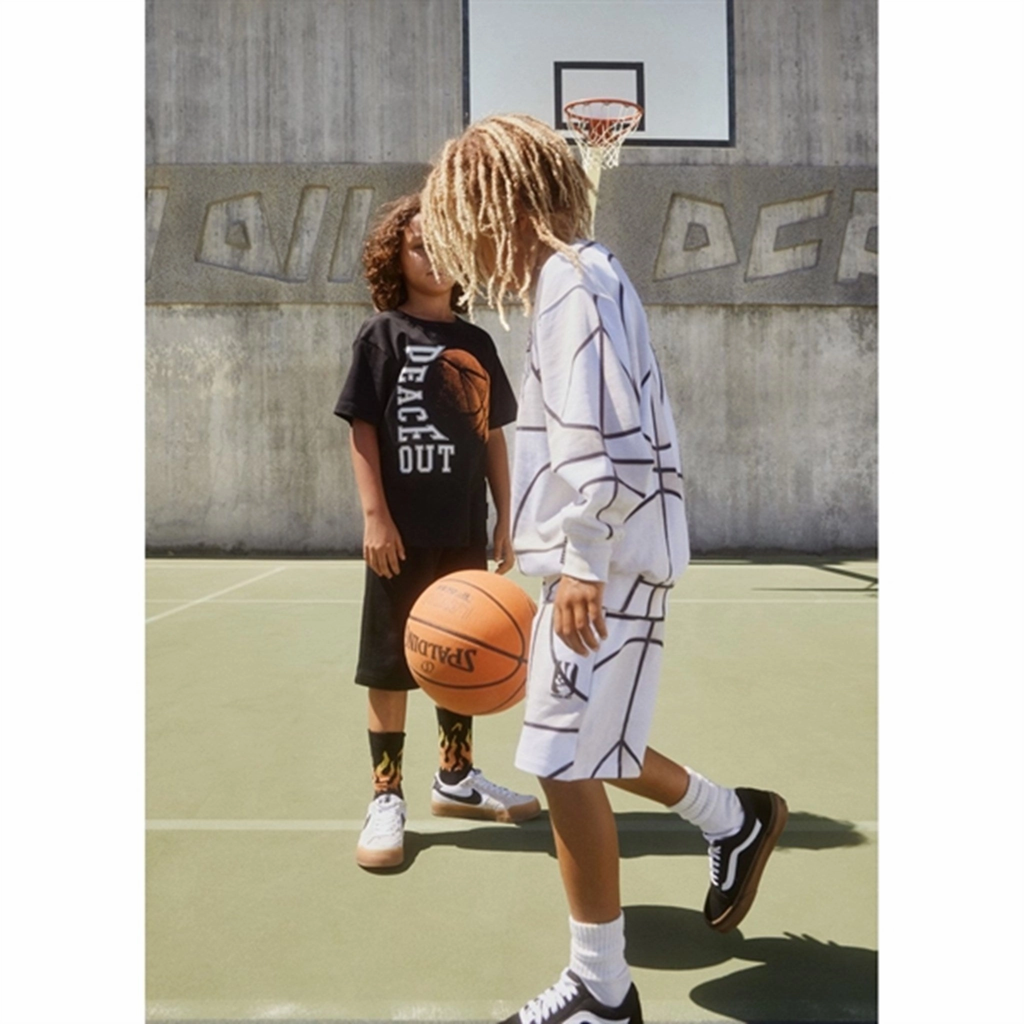 Molo Basket Neutral Adian Shorts Anti Static Fabric