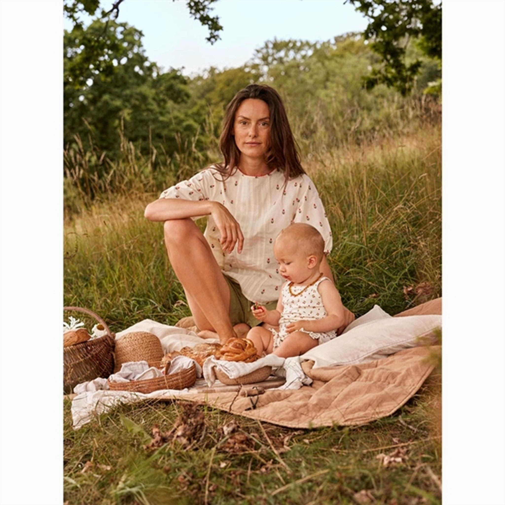 Lil'Atelier Turtledove Gago Slim Shorts FoldOverClosure