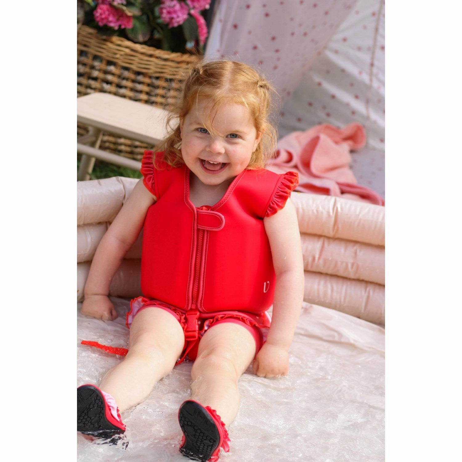 Vanilla COPENHAGEN Berry Red Swim Vest Neo Relaxation time