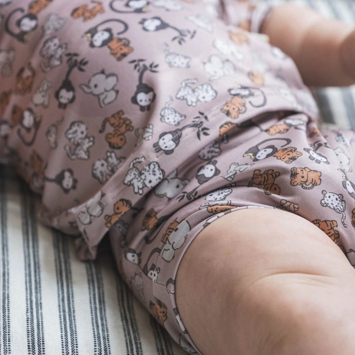 That's Mine Jungle Friends Samo Swim Shorts Two-Tone Style Active Style