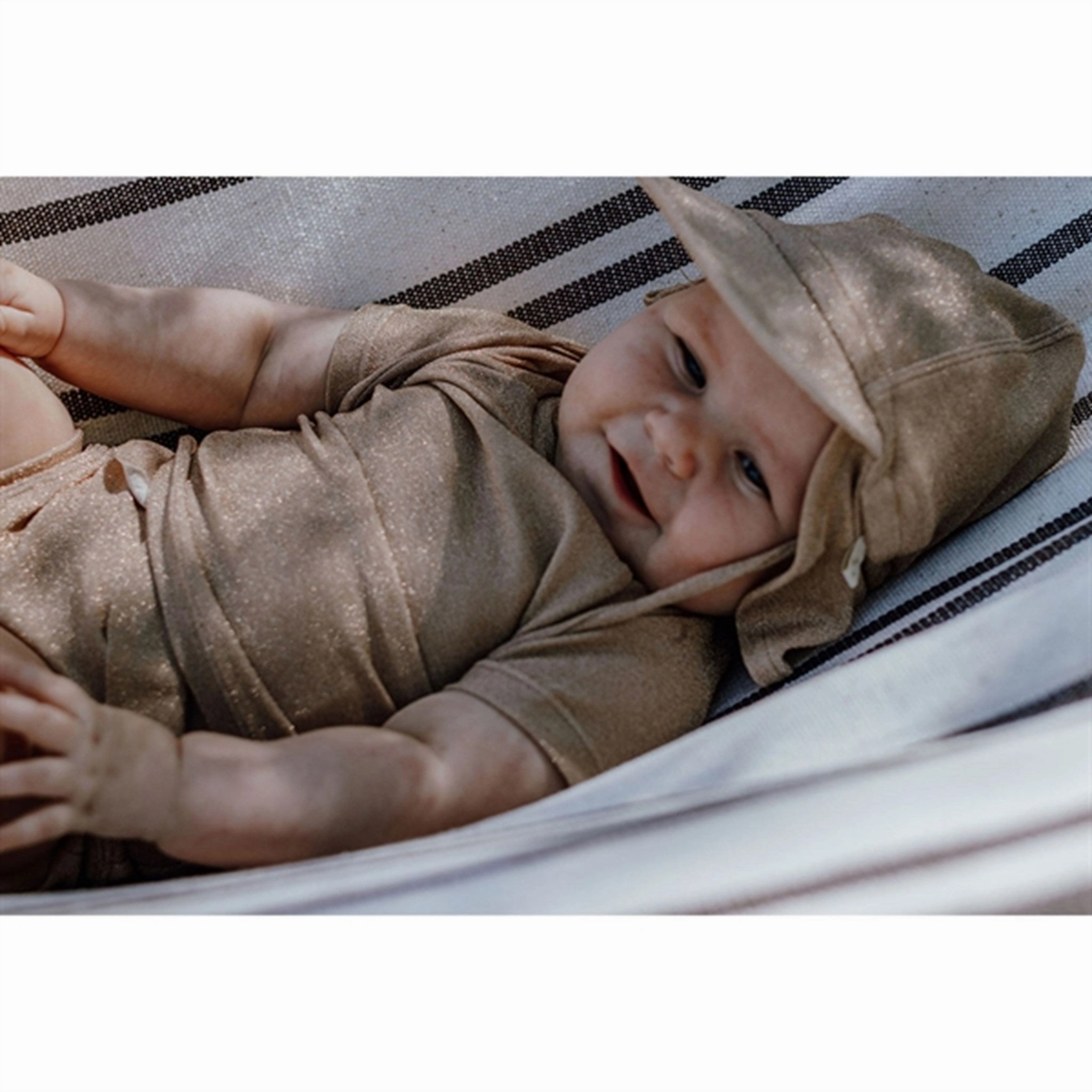 That's Mine Summer Glow Ibe UV50  Swim T-Shirt Chafe-free