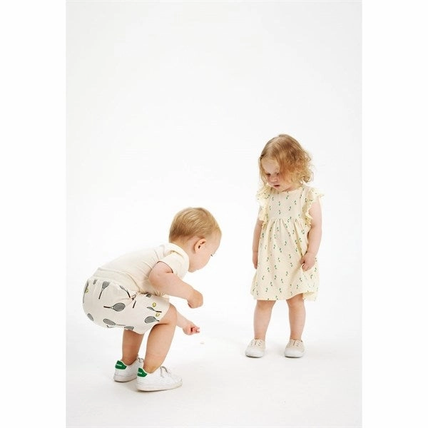 Comfortable Design Wind Resistant Panels THE NEW Siblings White Swan Tennis AOP Karlo Shorts