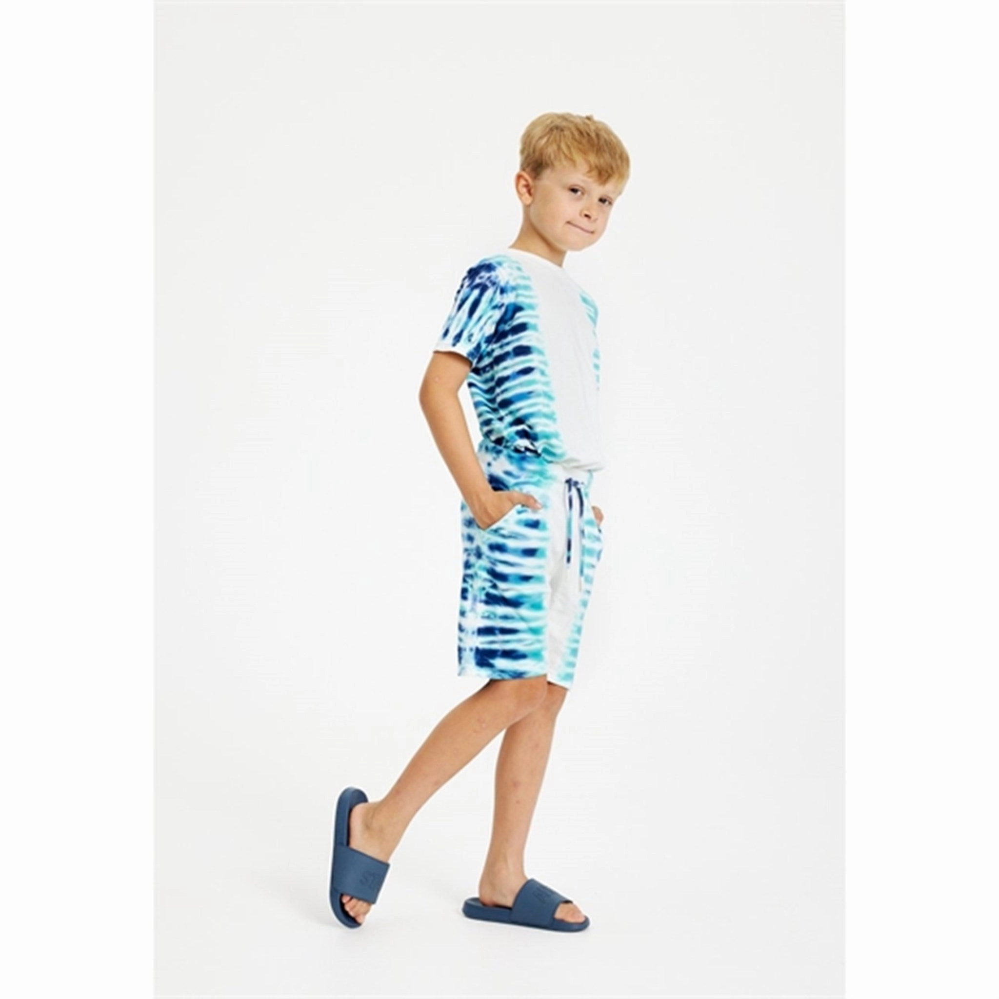 THE NEW White Swan Gabriel Sweat Shorts Mesh Ventilation Zones