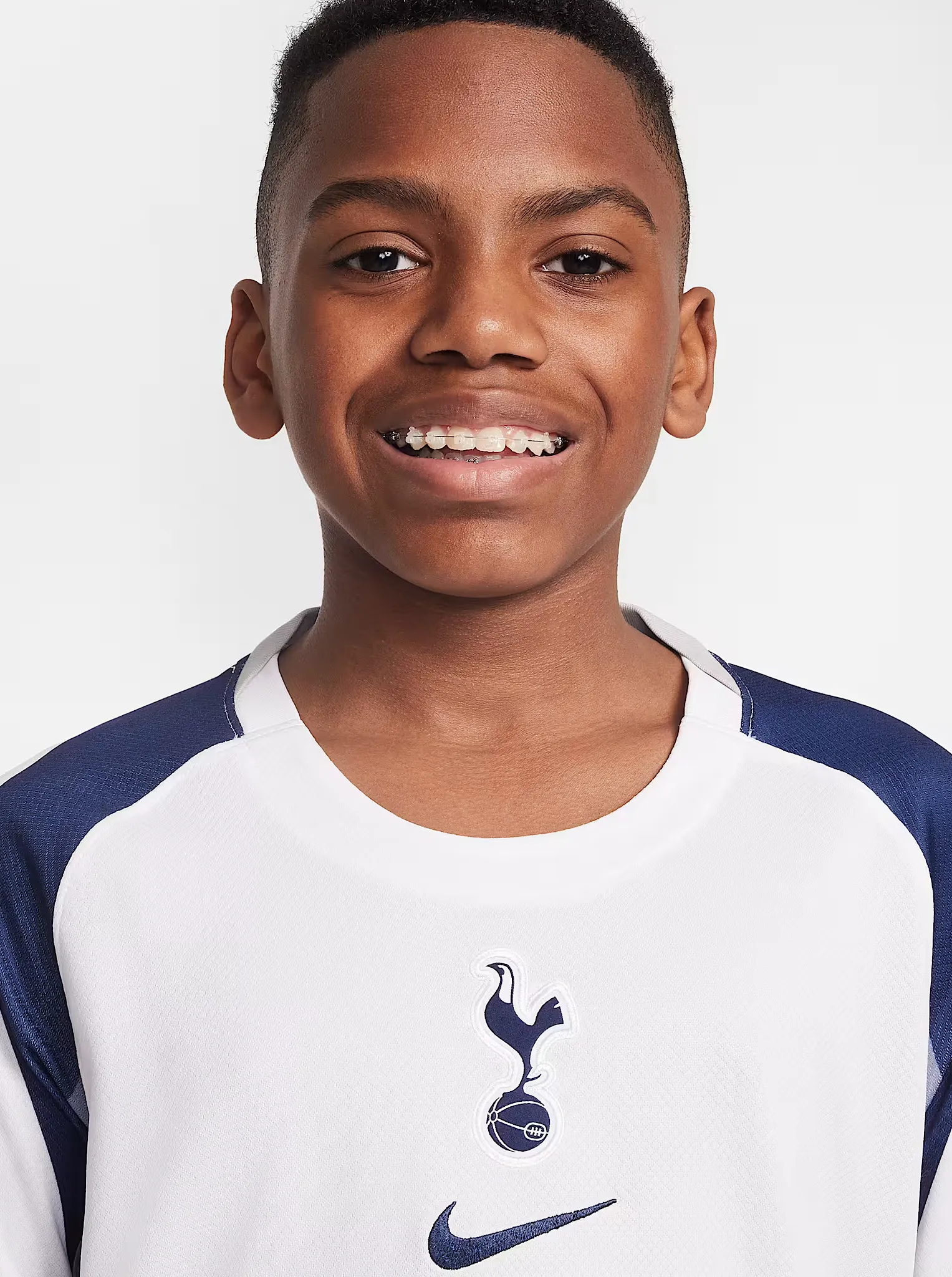 OdorControl Raglan Sleeve Design Tottenham Hotspur 2025/26 Stadium Home Youth