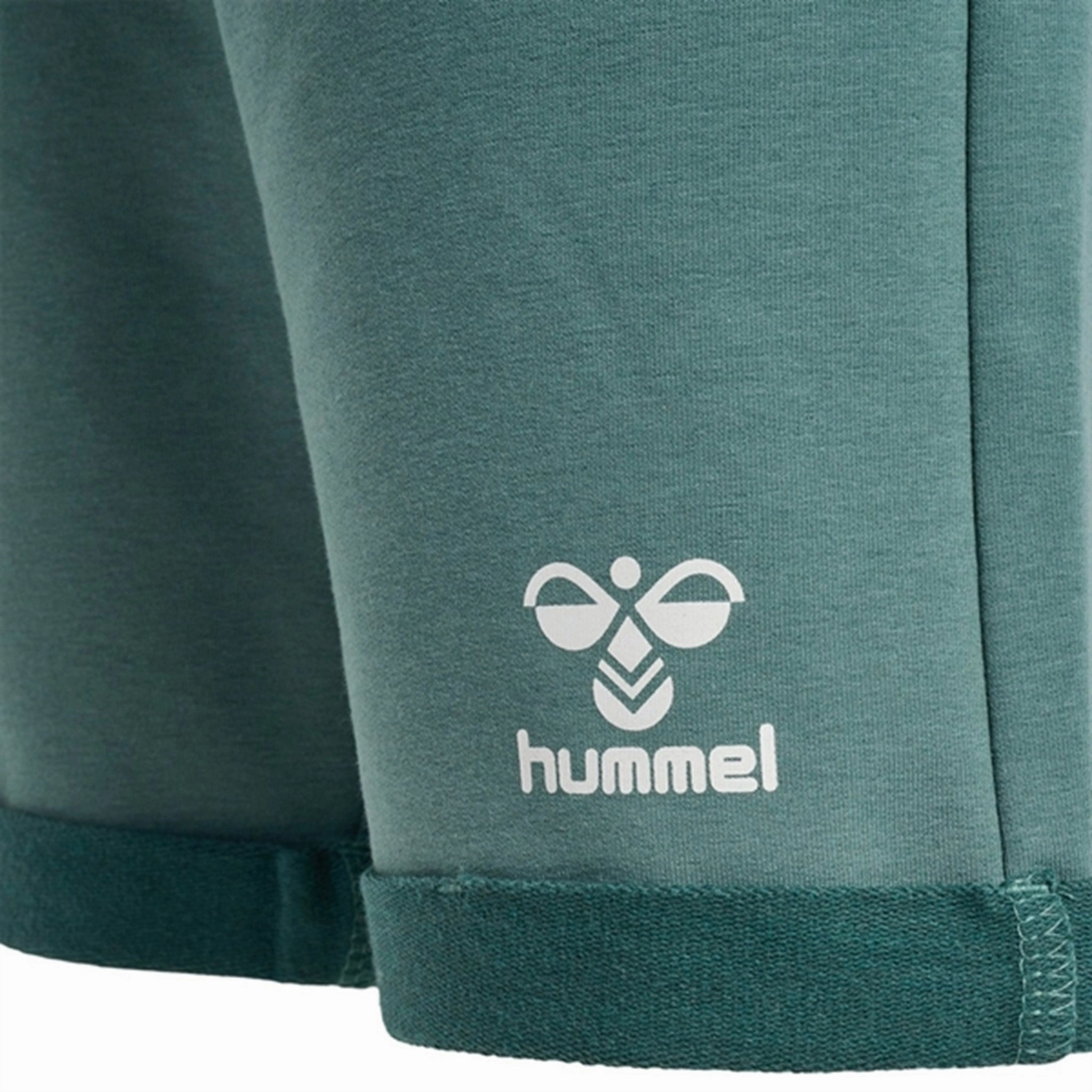Soft Material Lightweight Design Hummel Sea Pine Flik Shorts