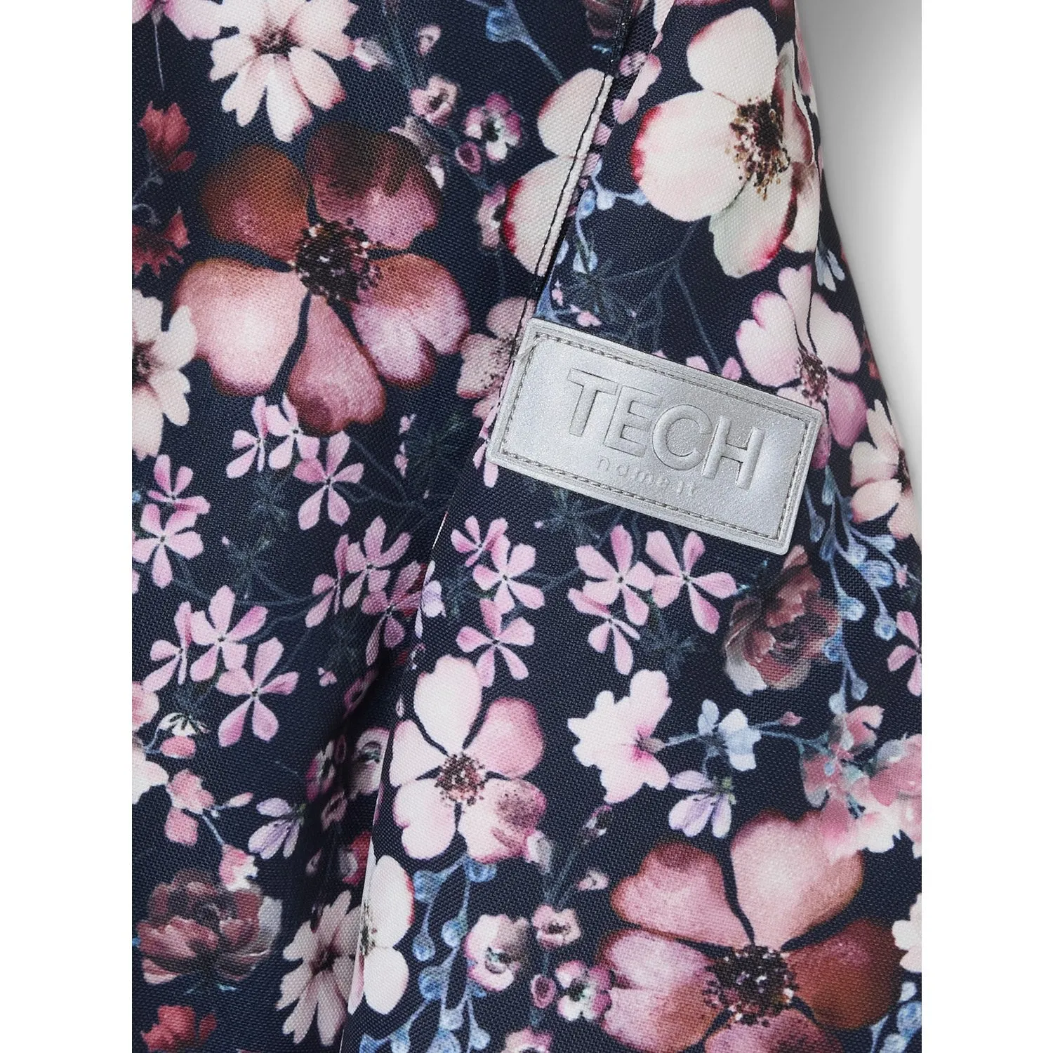 Name It Dark Sapphire Flower Snow10 Suit AOP Fo Noos Influencer-Approved Timeless printed blouse