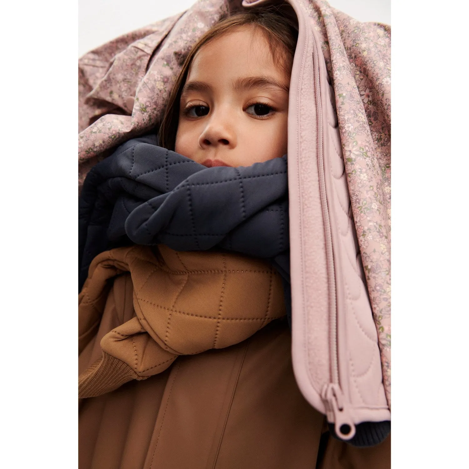 Neutral-Shade Compressible Wheat Hazel Thermo Jacket Loui