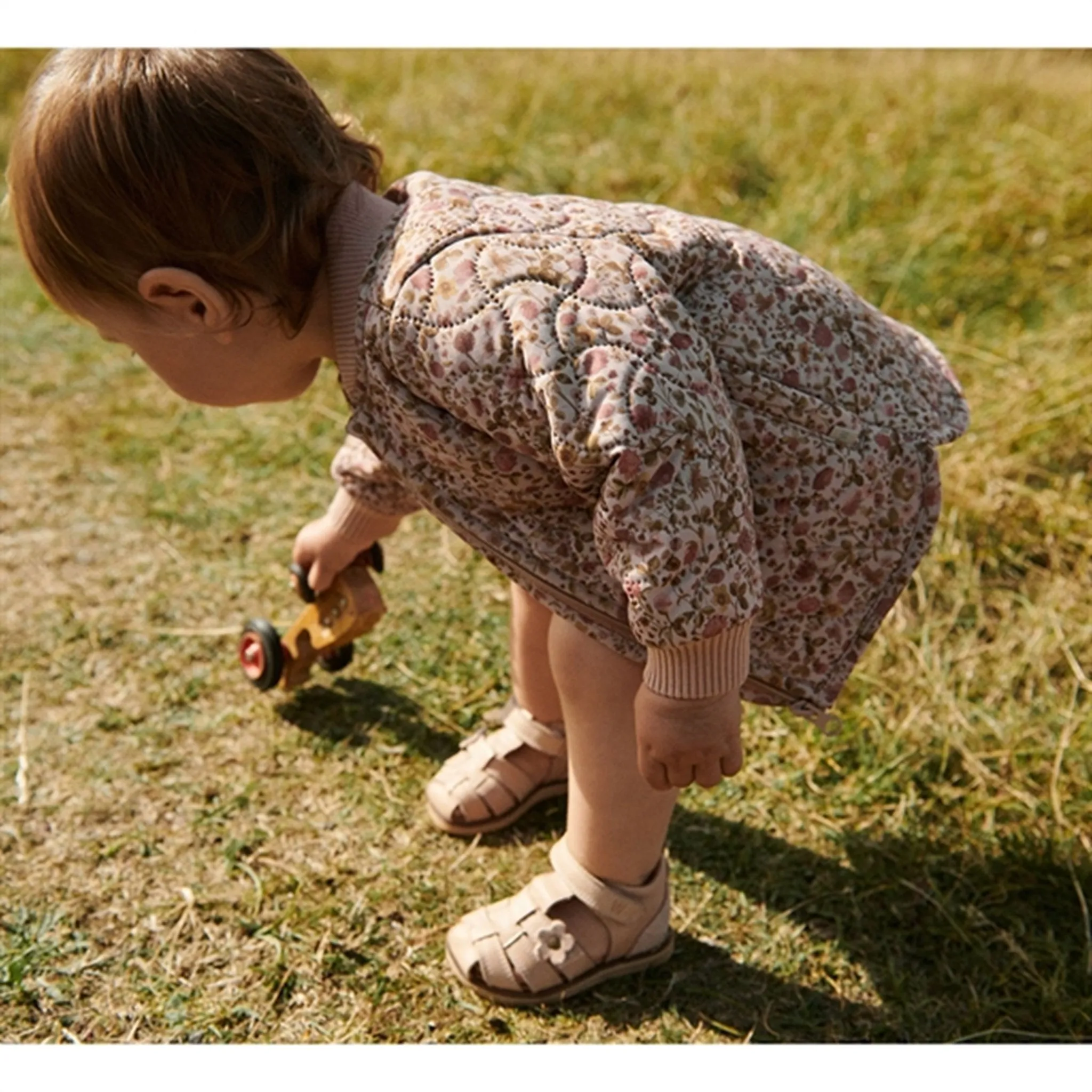 Clasp-Closure Wheat Thermo Watercolor Flora Jacket Loui