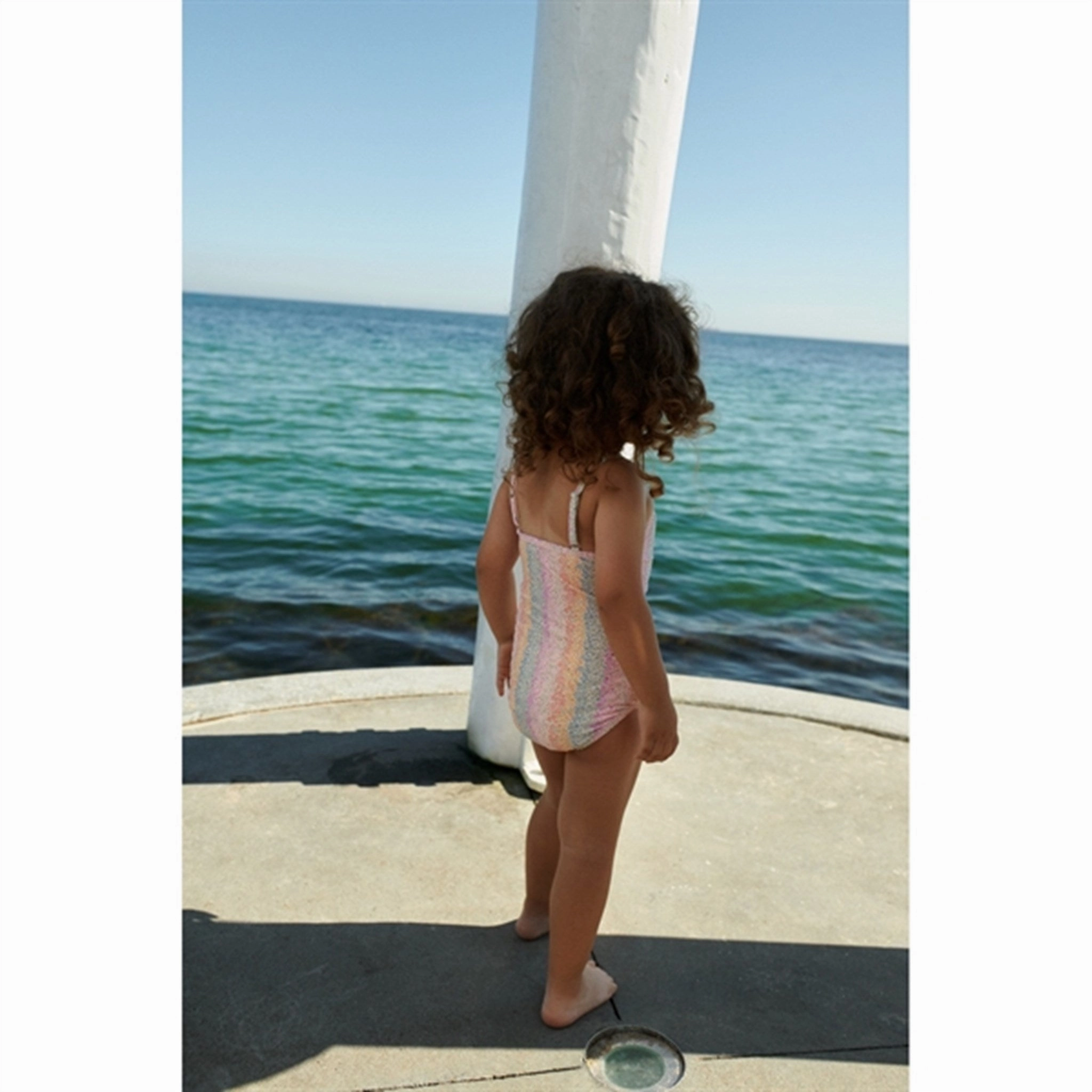 High Elasticity Multi-Functional Wheat Rainbow Flowers Swimsuit Manon