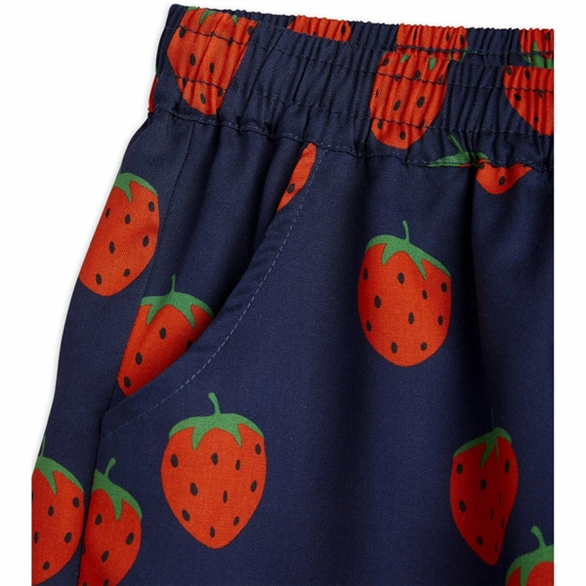surfing gear Smooth Flatlock Seams Mini Rodini Strawberries Aop Woven Shorts Blue