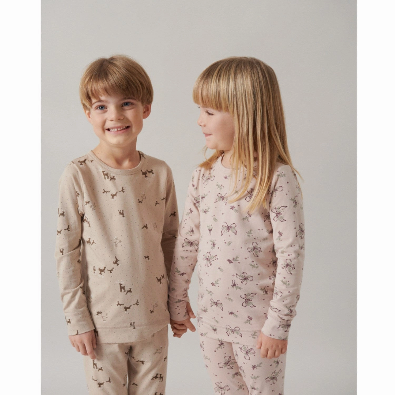 Temperature Regulating Material Muted Vibe MarMar Modal Smooth Print Reindeer Sleepwear