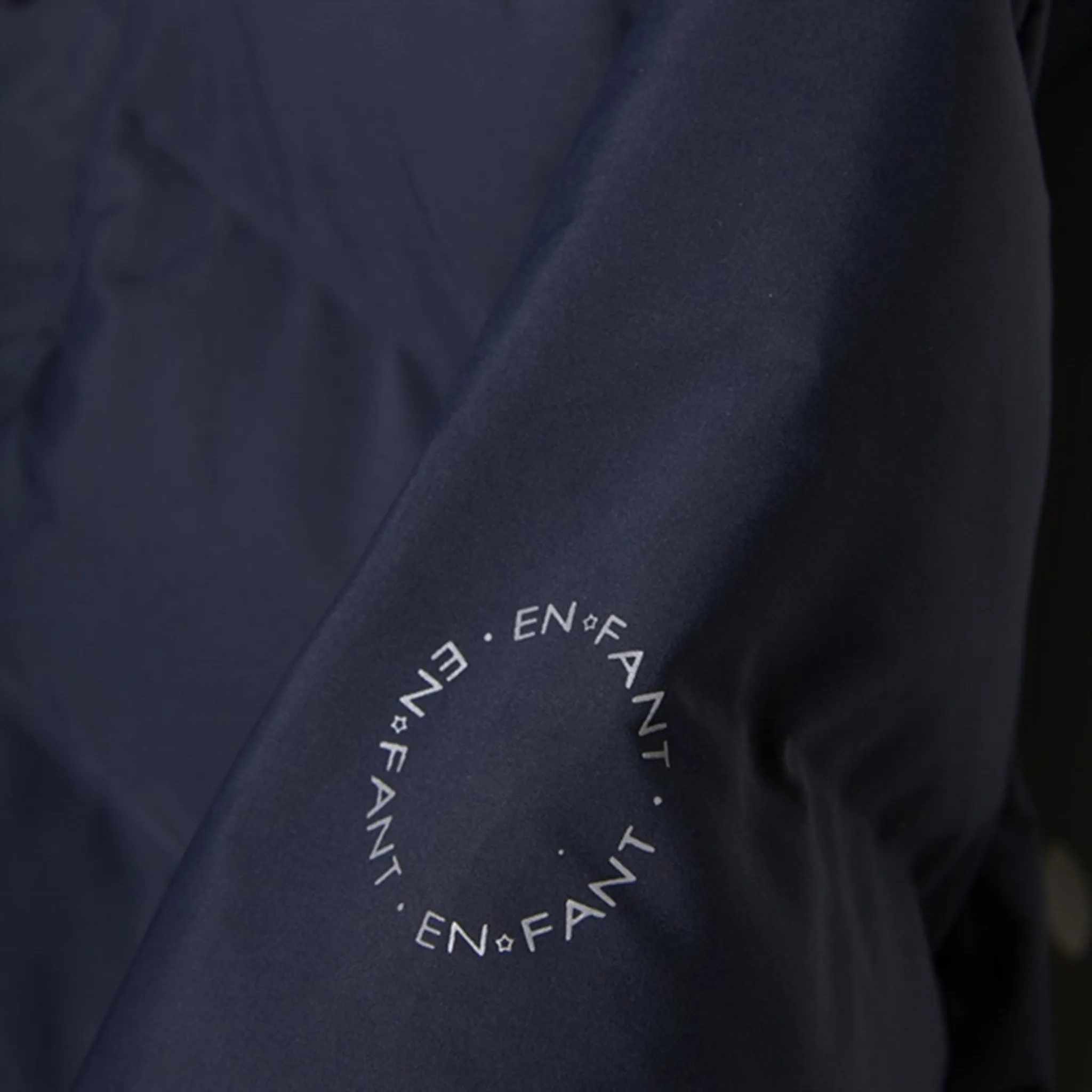 En Fant Jacket Quilt Parisian Night Hold Introduce