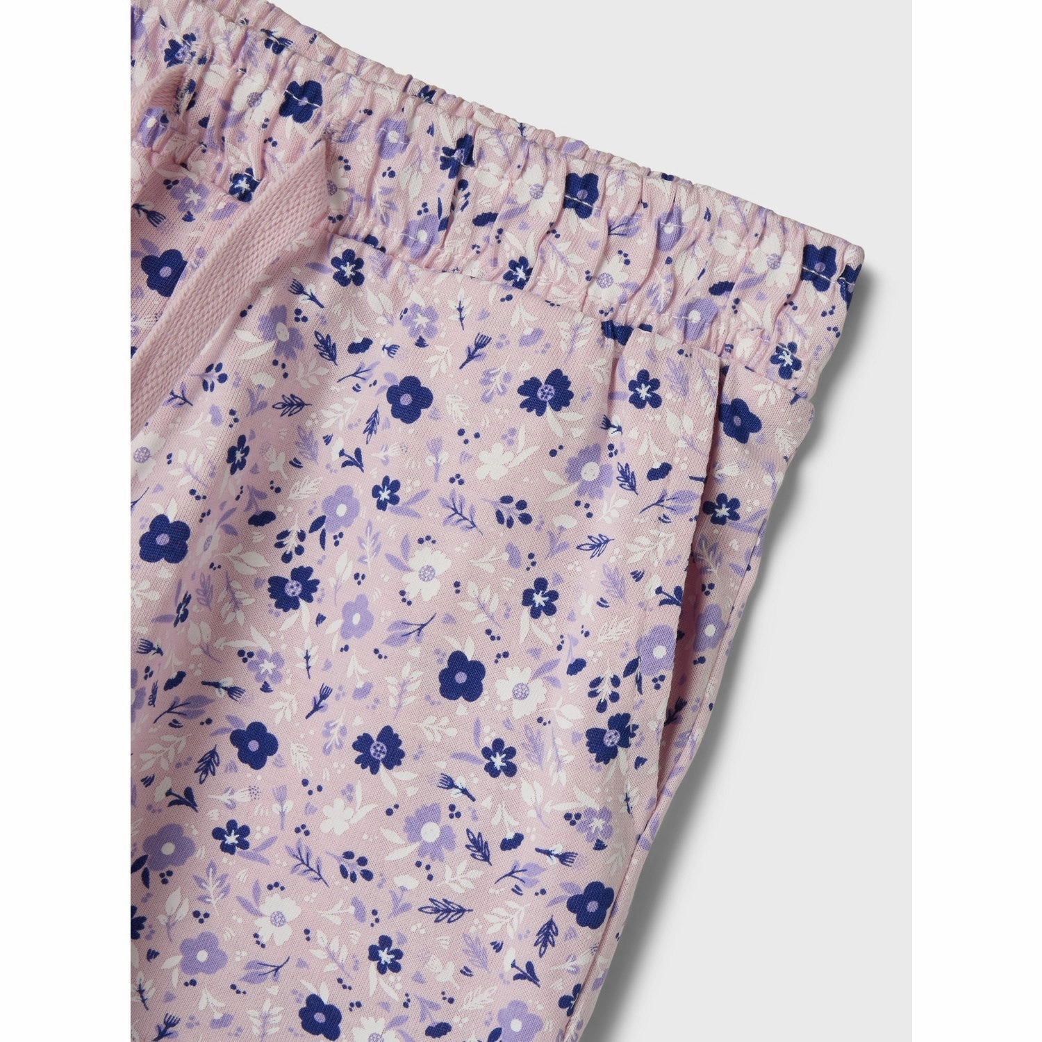 Airy Touch Warm Vibe Name It Parfait Pink Small Flowers Vigga Shorts Noos